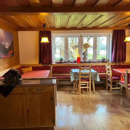 Sattlehnerhof Apartment
