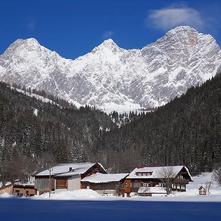 Lägenhet Sattlehnerhof